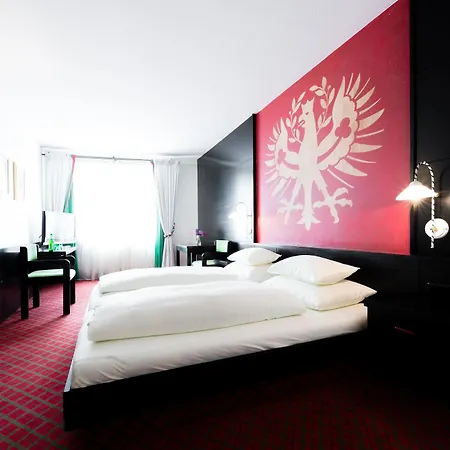 Schrofenstein Hotel