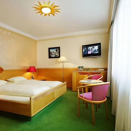 Schrofenstein 호텔 랑데크