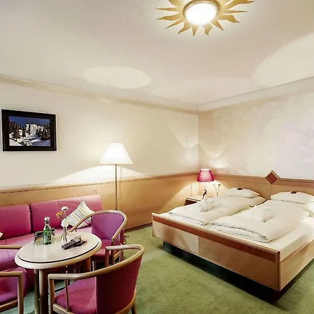 Hotell Schrofenstein
