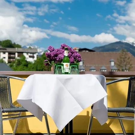 Schrofenstein Hotel
