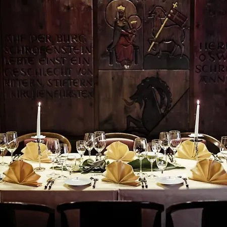 Hotel Schrofenstein 4*