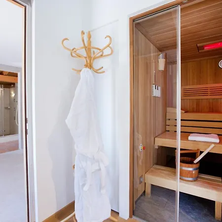 Schrofenstein 호텔 4*