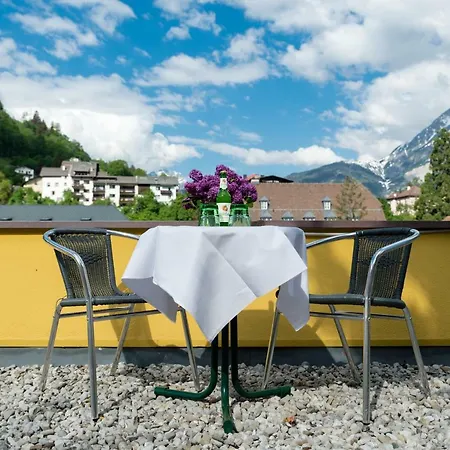 Schrofenstein 4*