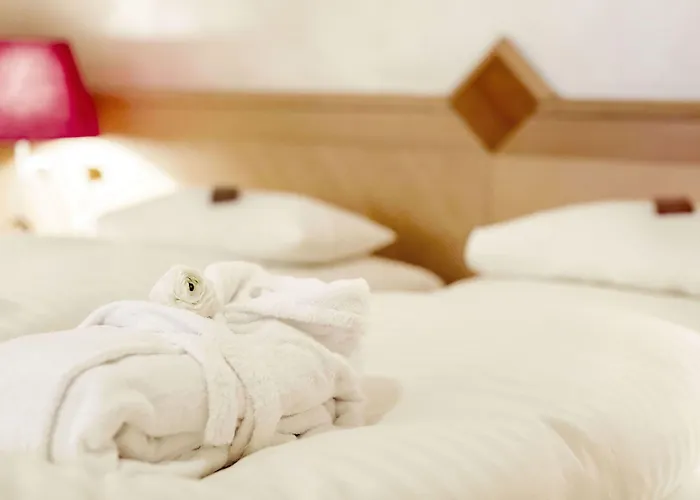 Hotel Schrofenstein 4*