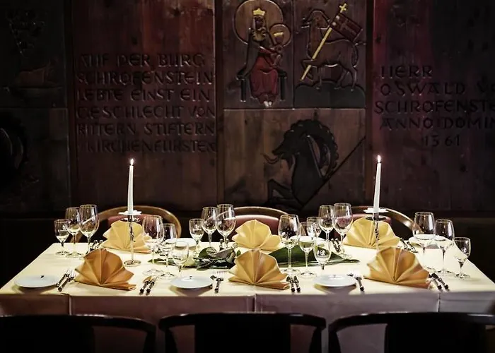 Hotel Schrofenstein 4*