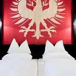 Schrofenstein 4*
