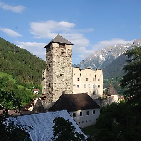 Hotel Schrofenstein Landeck
