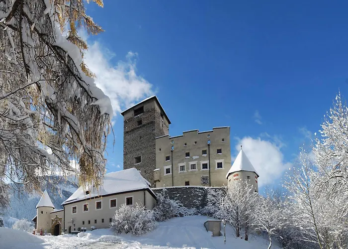 فندق Schrofenstein